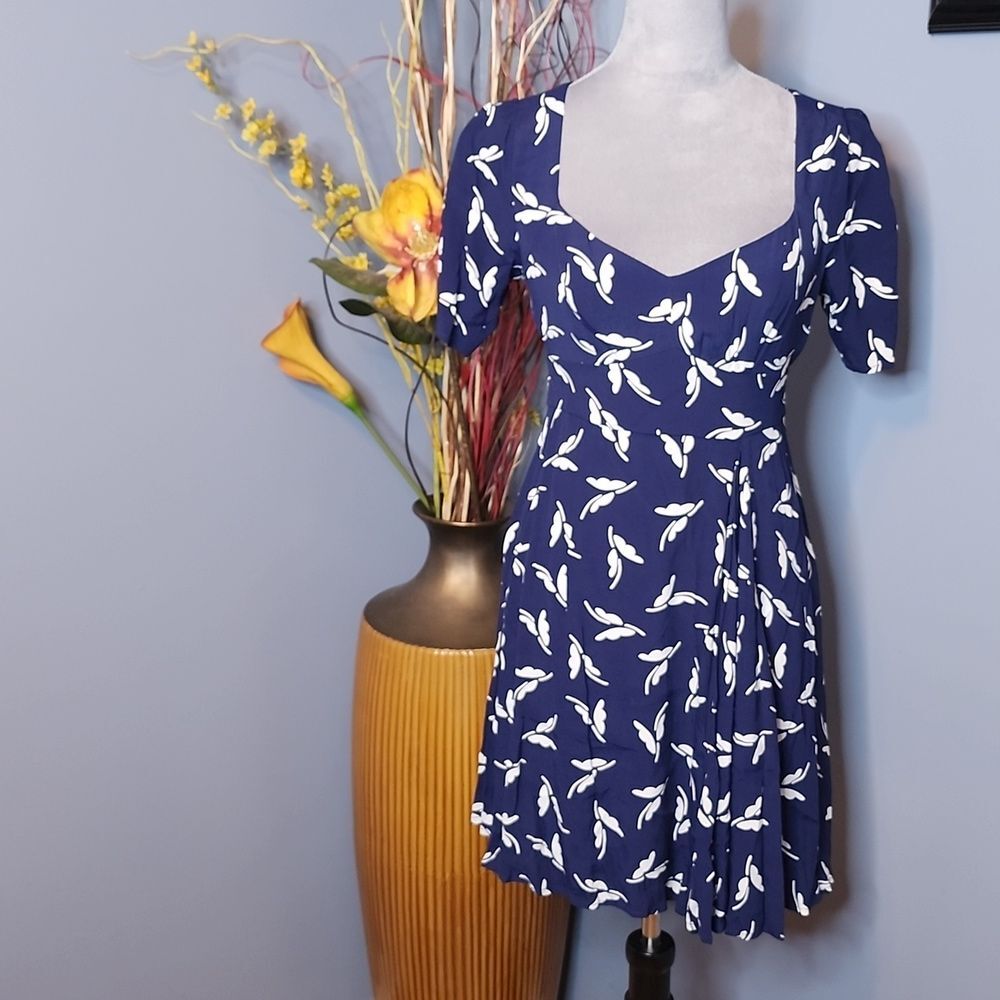 Maeve Anthropologie Navy Blue White Butterfly Sweetheart Dress Size 2P NWT